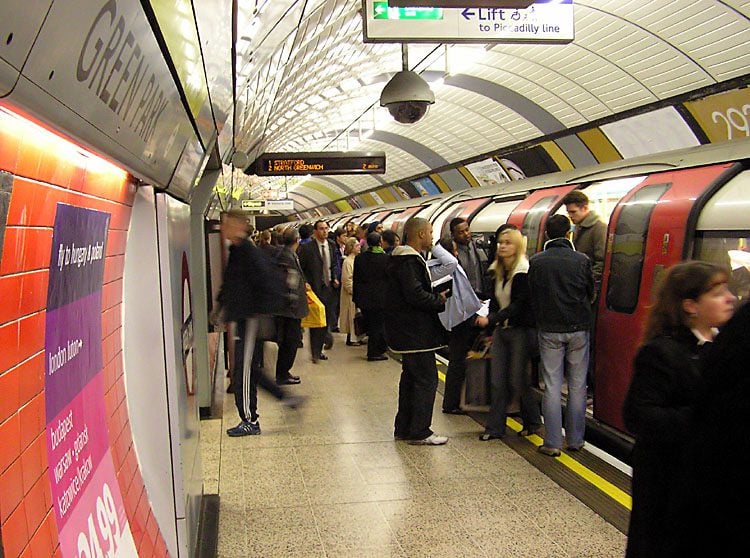 Major London Transport Disruption as Multiple Lines Face Weekend Closures
